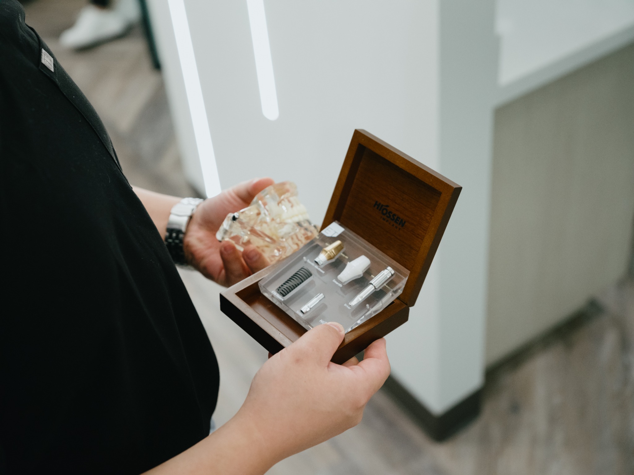 Aesthetic Smiles Dentistry — full bleed photo